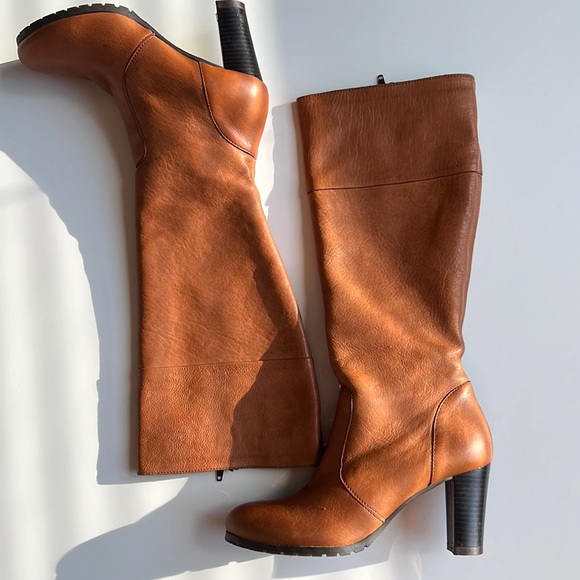 le chateau tall boots